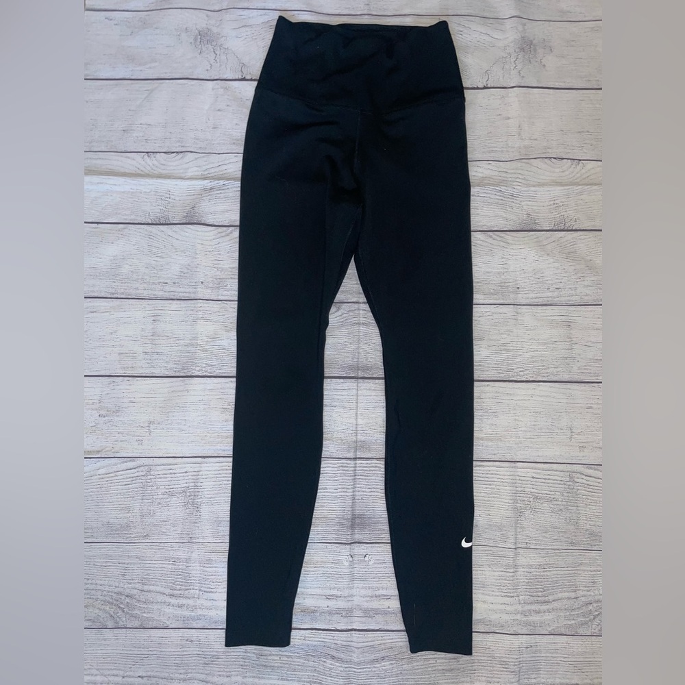 Nike Black High-Waist Active Leggings